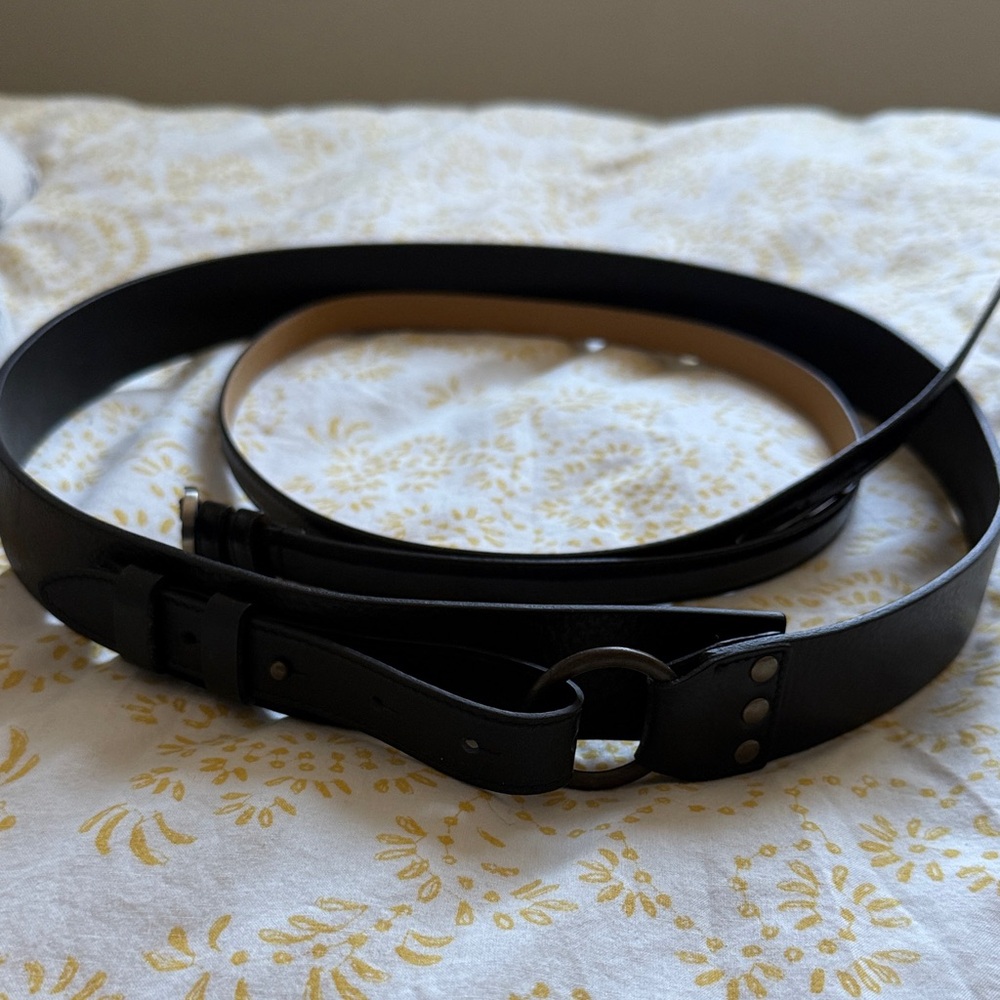 Garnet Hill Black Leather Belt with Metal Ring